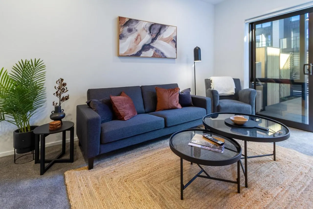 Central City Executive Hideaway 5 Mins To Hagley Park Riverside 4 Beds 4 Bath Крайстчёрч 0*,